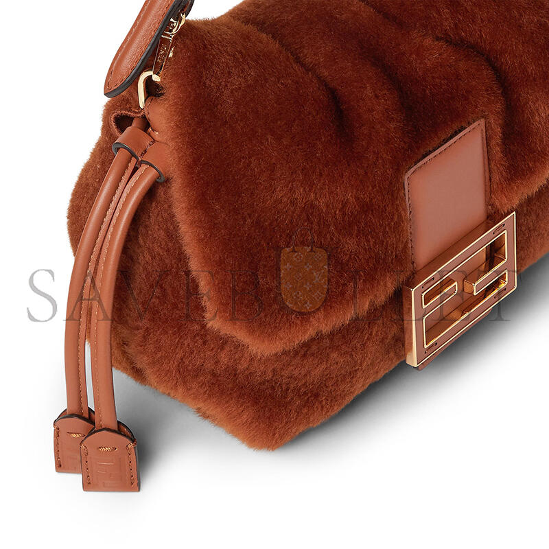 F**di mamma baguette small 8bs105aycuf1c6j (16*13*10cm)